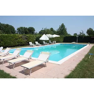 *** Affittacamere Agriturismo Loghino Caselle Italia